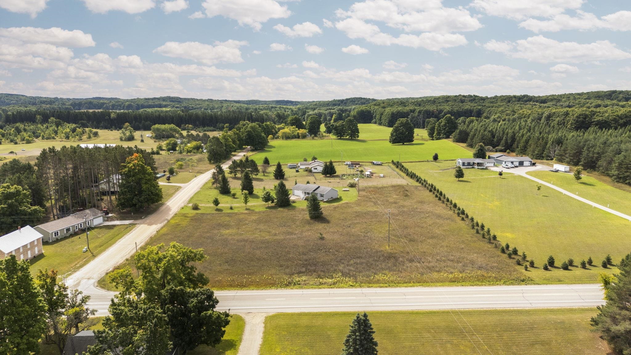 4943 North 33 Road Manton, MI 49663 - Photo 38 of 51 Gallery Image 38