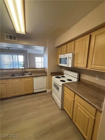 $1,525 | 8000 West Badura Avenue, Unit 2068, Las Vegas, NV 89113