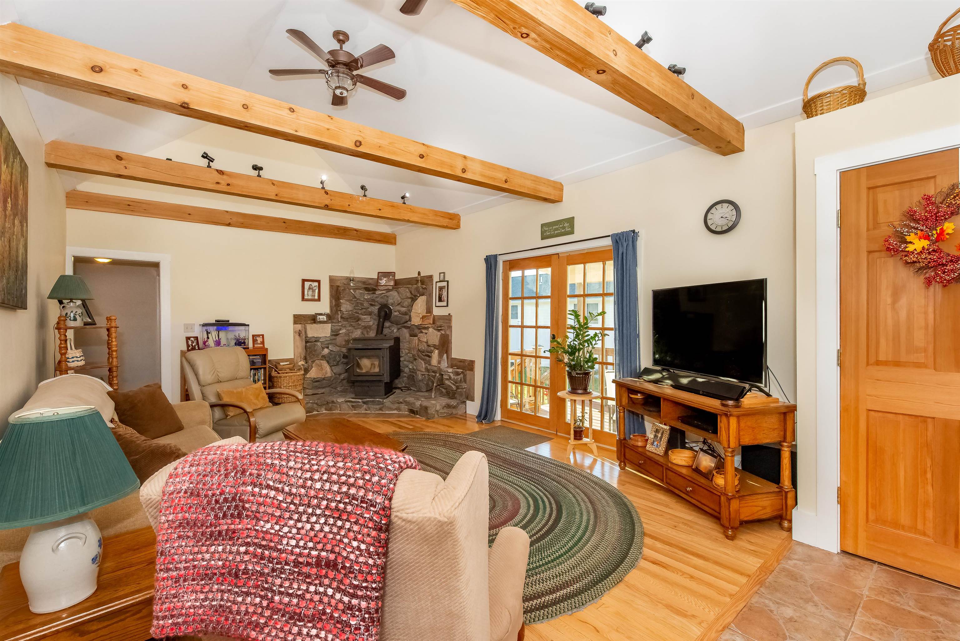 101 Rochester Hill Road Rochester, NH 03867 - Photo 4 of 40