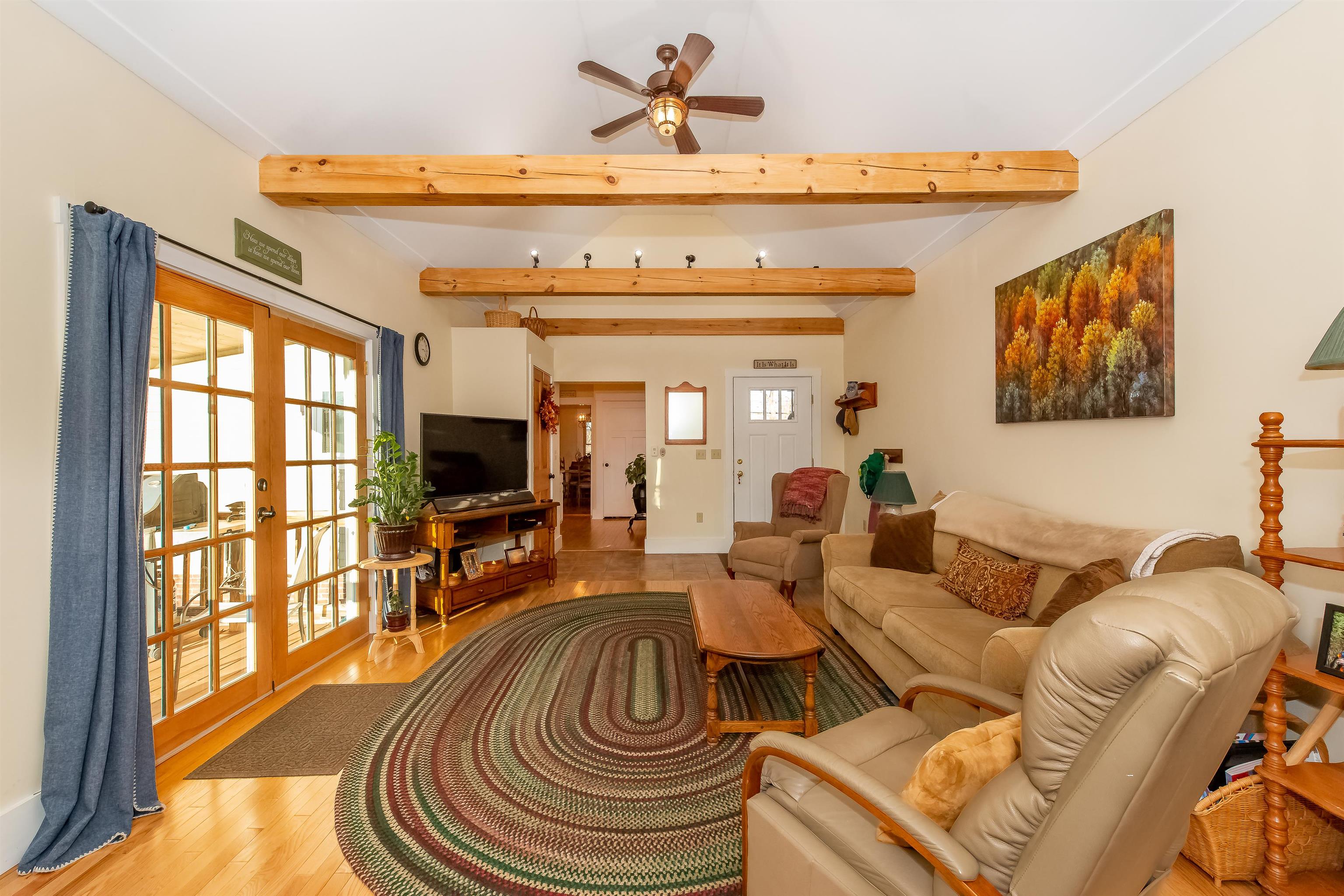 101 Rochester Hill Road Rochester, NH 03867 - Photo 6 of 40