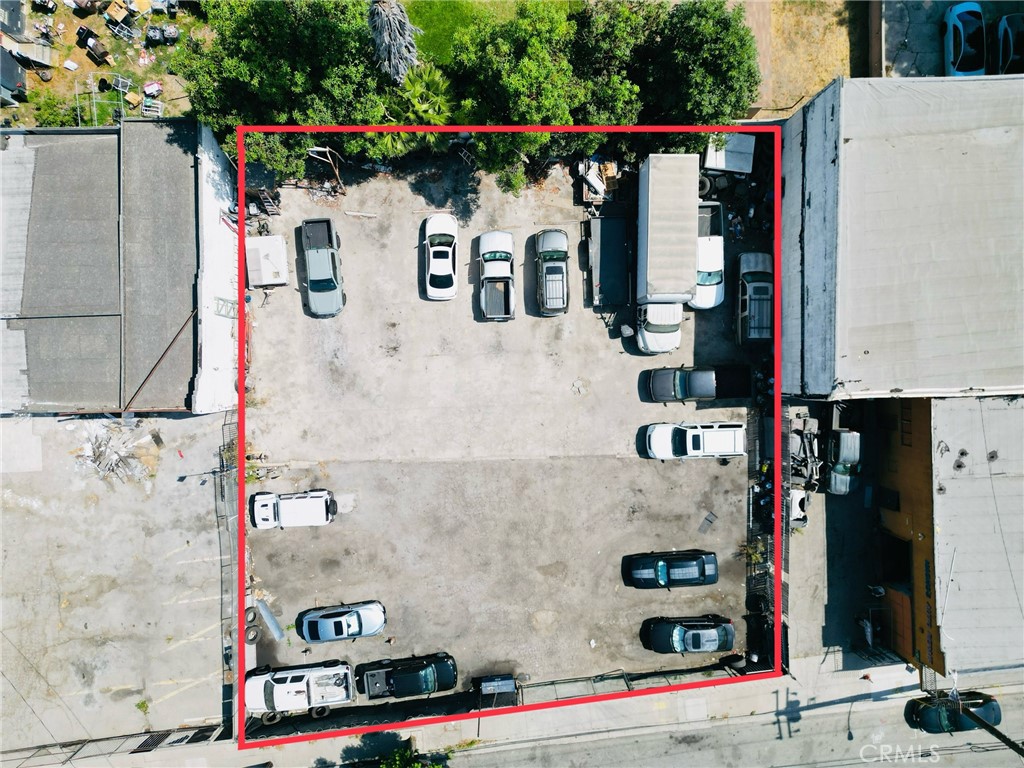 142 South Alameda Street Compton, CA 90221 - Photo 3 of 4 a view of city