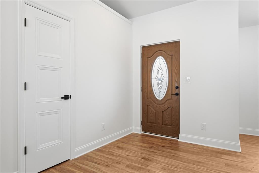 625 Manifold Road Washington, PA 15301 - Photo 4 of 46 a view of empty room with wooden floor