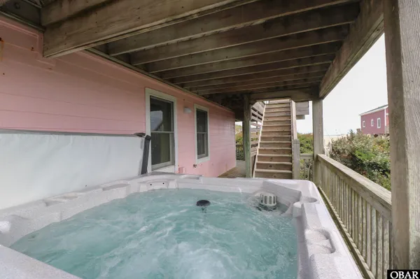 $1,699,000 | 9509 South Old Oregon Inlet Road, Nags Head, NC 27959