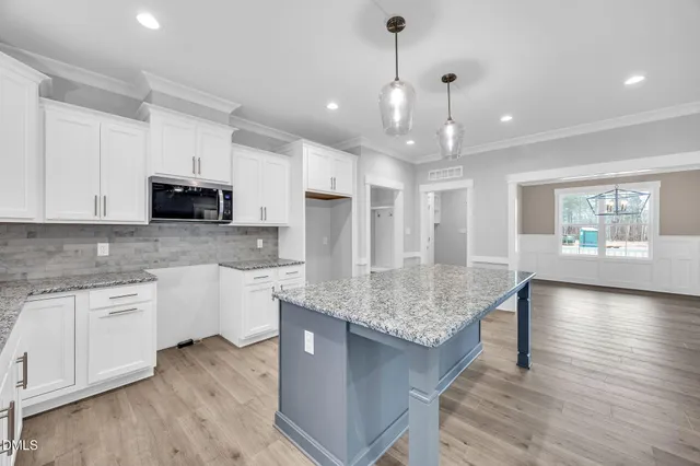 $475,000 | 228 Freedom Rdg Drive, Smithfield, NC 27577