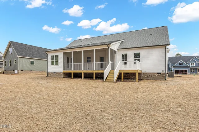 $475,000 | 228 Freedom Rdg Drive, Smithfield, NC 27577