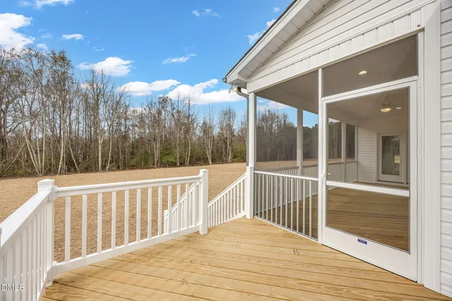 $475,000 | 228 Freedom Rdg Drive, Smithfield, NC 27577