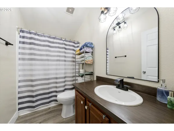 $309,950 | 1739 Northeast 2nd Place, Hermiston, OR 97838