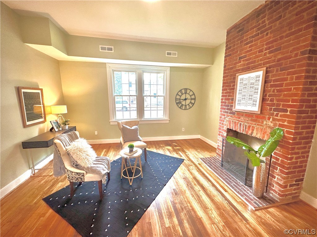 302 Main Street West Point, VA 23181 - Photo 4 of 24 a living room with furniture and a table