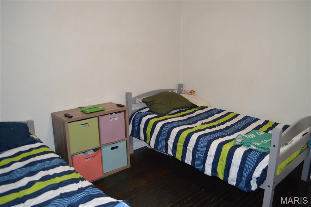 3520 Wismer Road Breckenridge Hills, MO 63074 - Photo 13 of 30