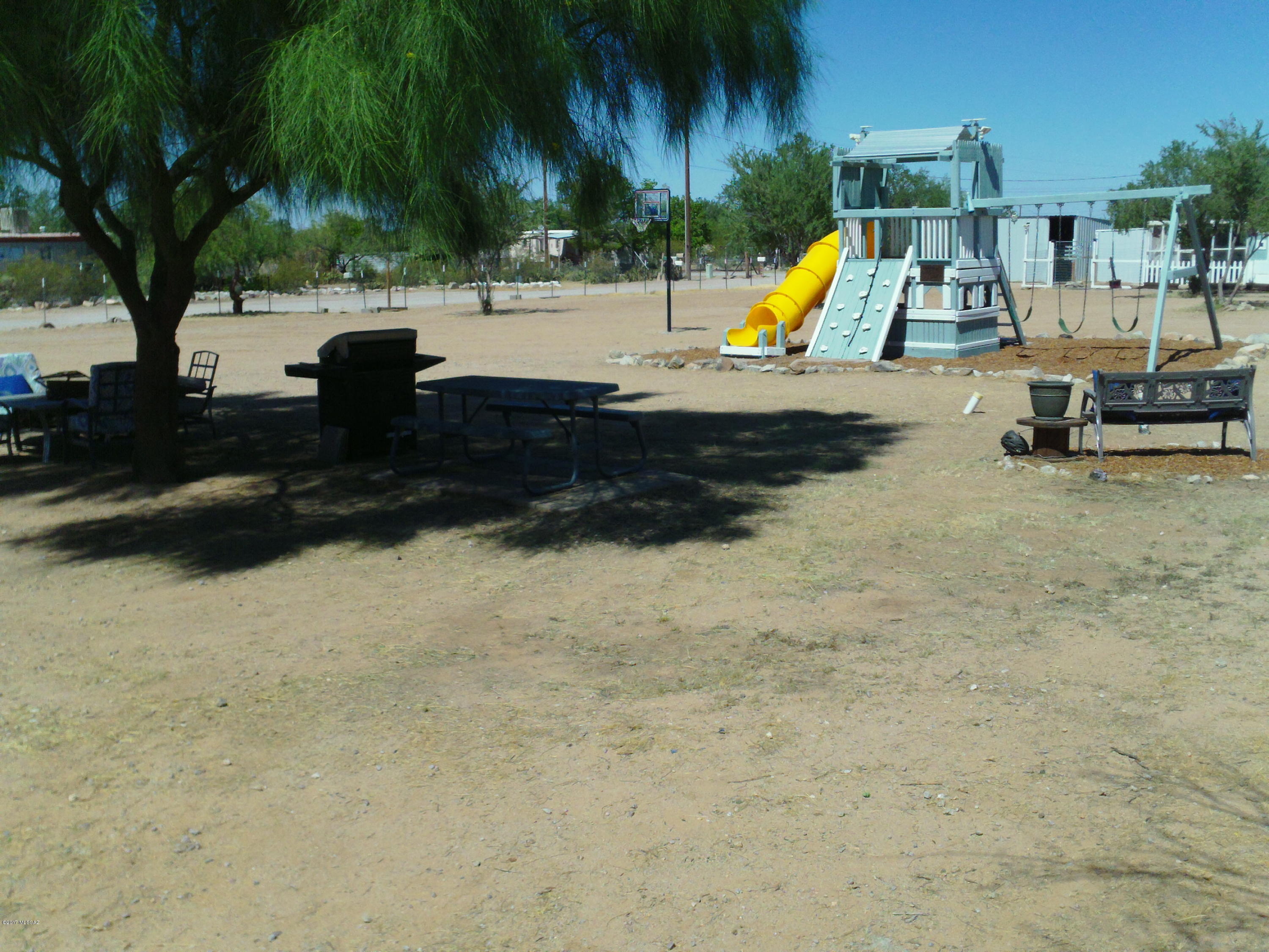 5870 North Chaparral Road Tucson, AZ 85743 - Photo 25 of 31
