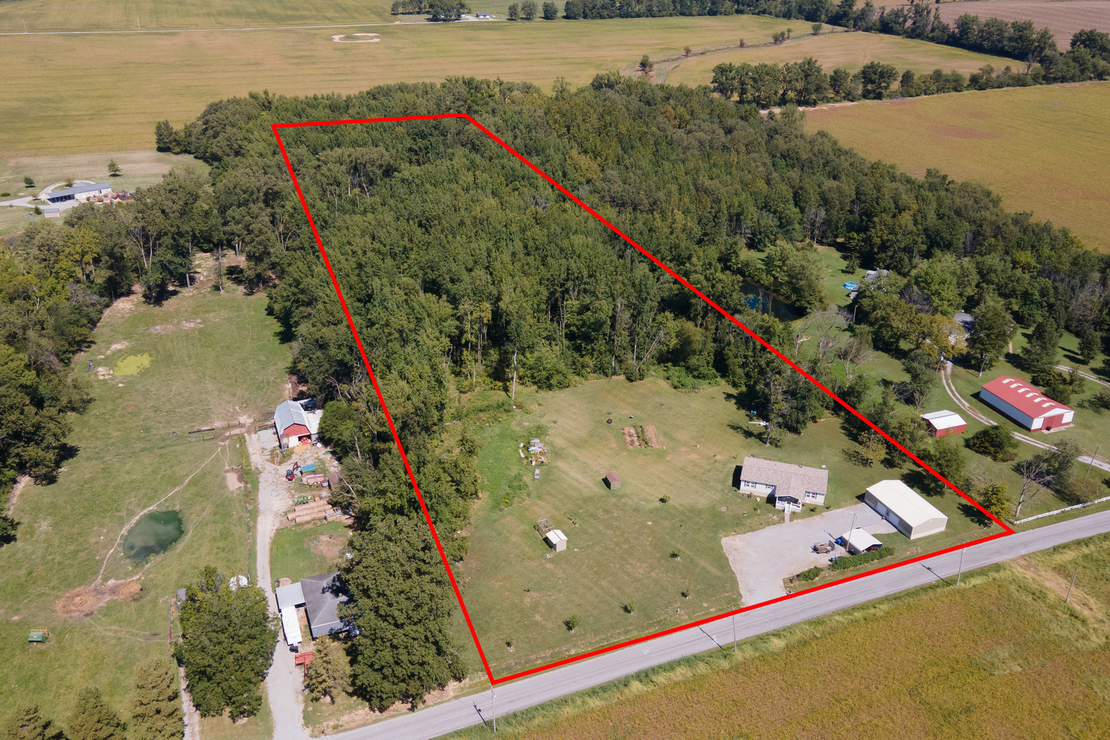 1535 Dewey Road Eldorado, IL 62930 - Photo 27 of 33 Gallery Image 27