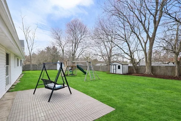 $489,900 | 39 Marion Street, Holbrook, MA 02343