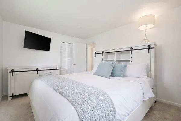 $489,900 | 39 Marion Street, Holbrook, MA 02343