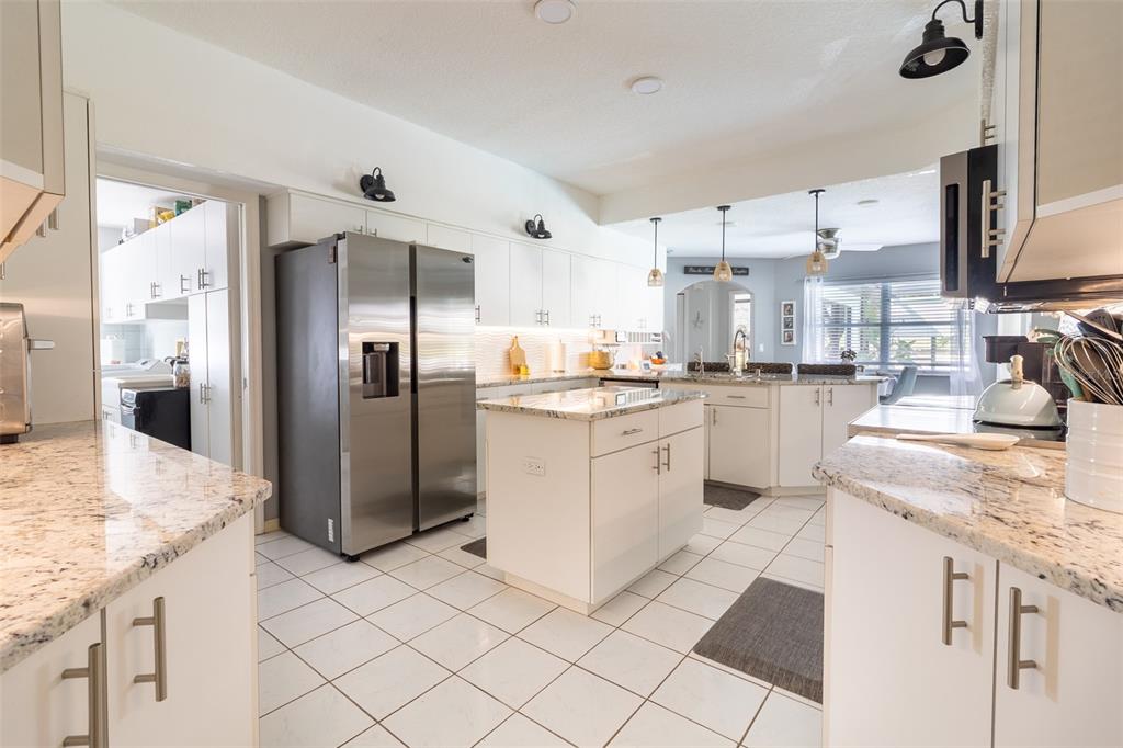 12295 Comstock Street Spring Hill, FL 34609 - Photo 13 of 40