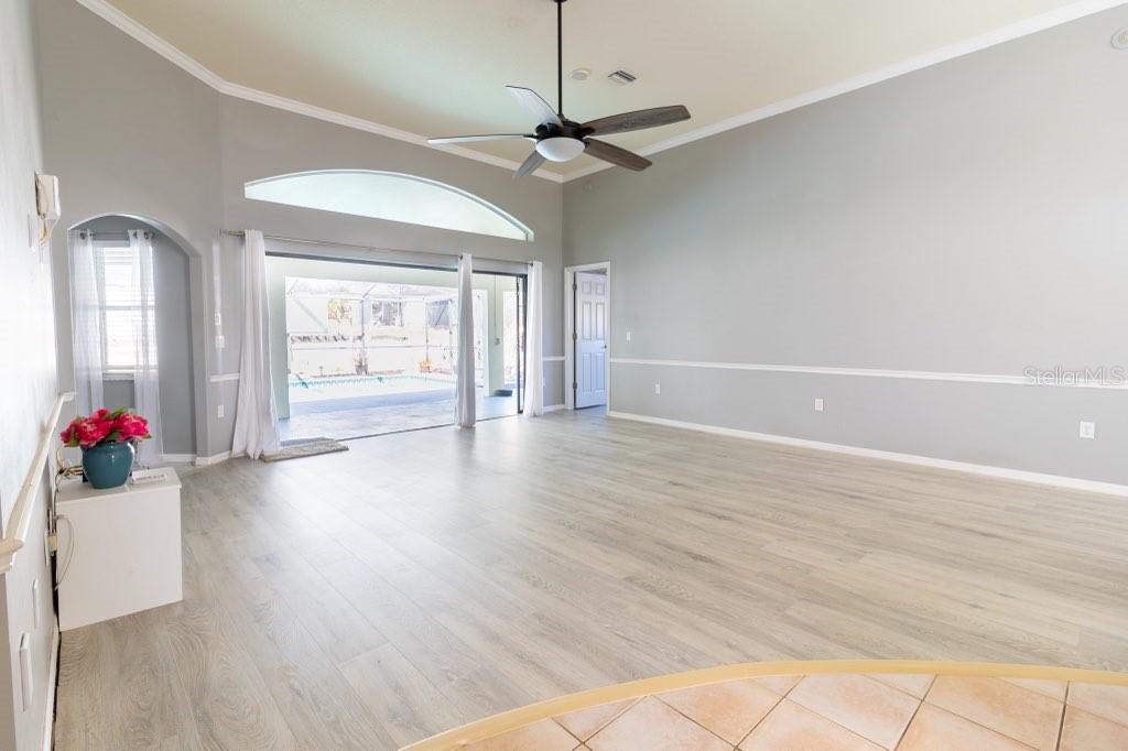 12295 Comstock Street Spring Hill, FL 34609 - Photo 7 of 40