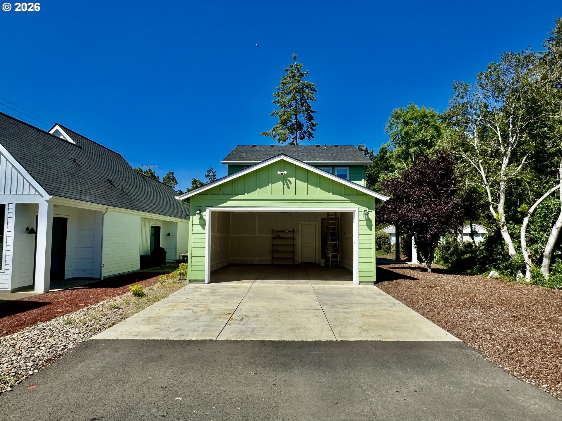 320 Oak Street Florence, OR 97439 - Photo 31 of 39