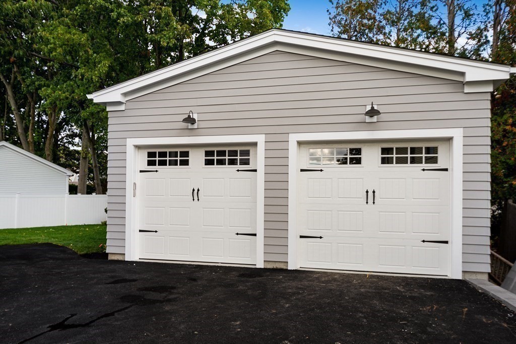 638 Webster Street, Unit 638 Needham, MA 02492 - Photo 27 of 29 a view of a white house