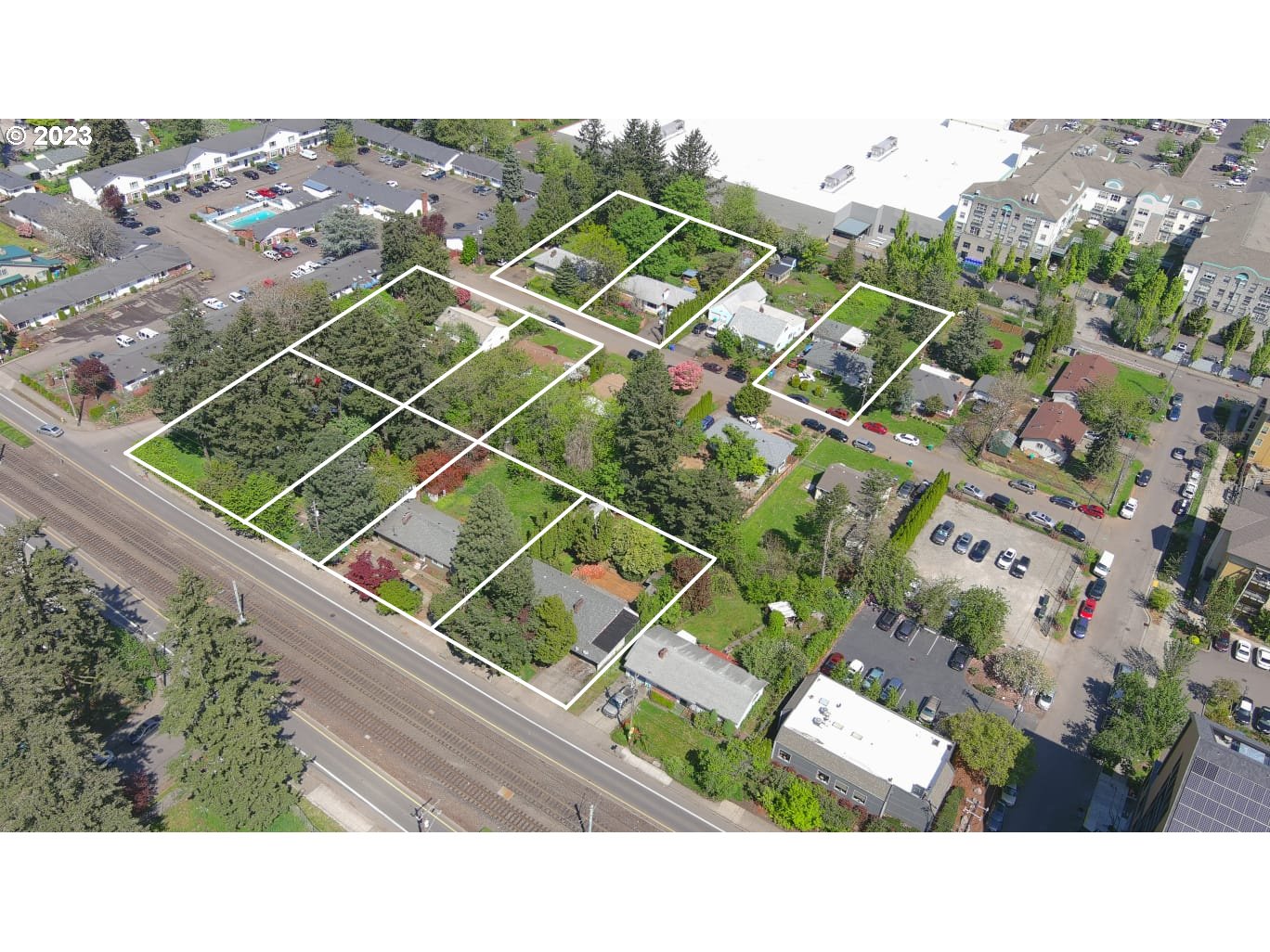 11833 East Burnside St  