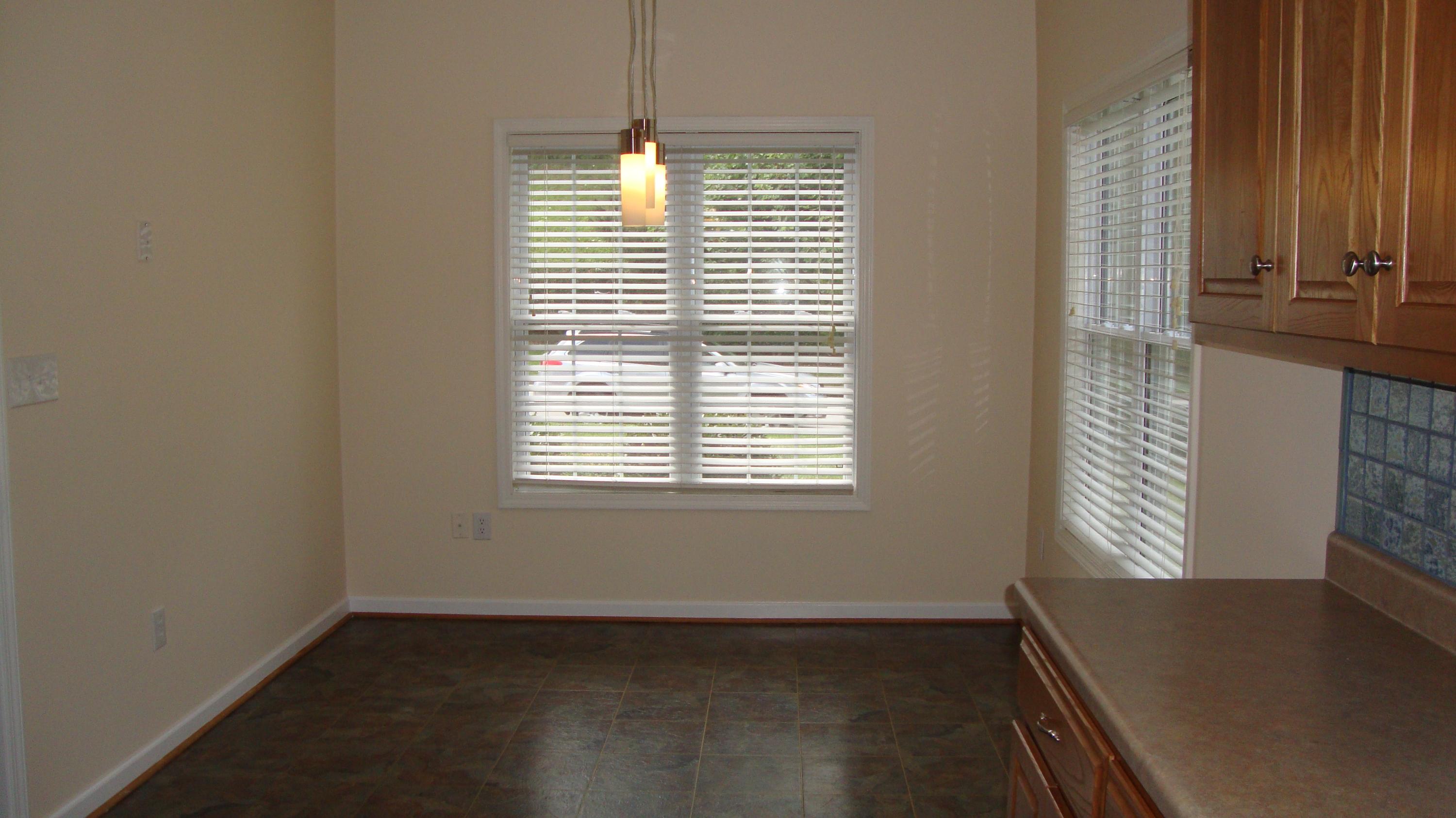 1942 Millbridge Road Salem, VA 24153 - Photo 7 of 52 Breakfast Area of The Kitchen