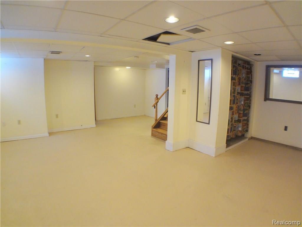 3132 Cumberland Road Berkley, MI 48072 - Photo 24 of 46 23-DSC07461.JPG