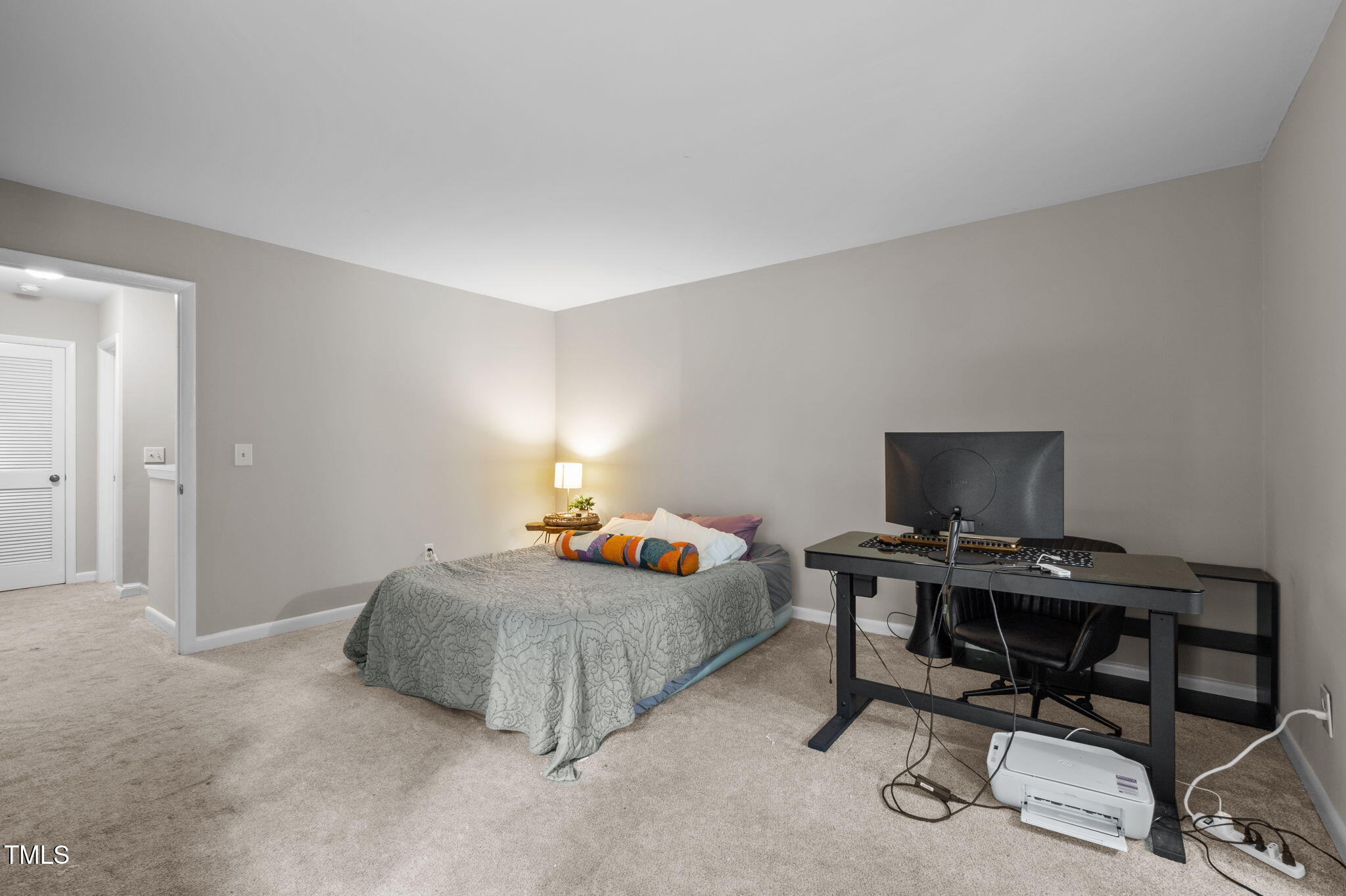 167 Springberry Lane Chapel Hill, NC 27517 - Photo 20 of 37 a bedroom with a bed and a desk