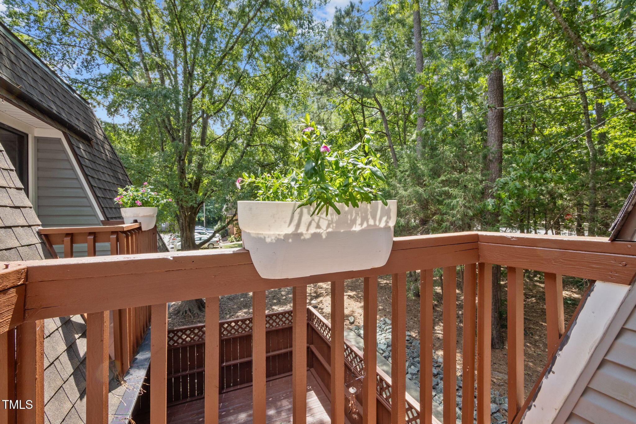 167 Springberry Lane Chapel Hill, NC 27517 - Photo 32 of 37 a view of a chairs and table in the roof deck