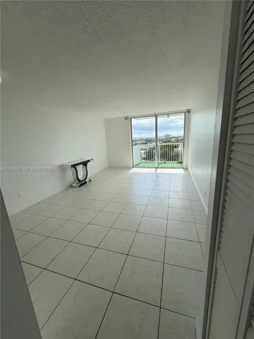 $1,700 | Arch Creek East, North Miami, FL 33181