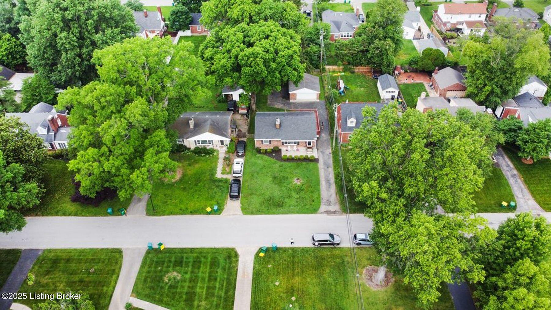210 Sage Road Louisville, KY 40207 - Photo 36 of 38 photo_online_035