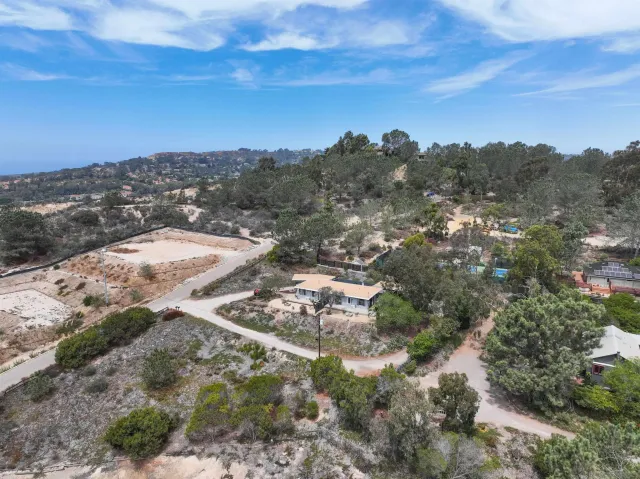 $2,695,000 | 3854-56 Via Del Mar, San Diego, CA 92130