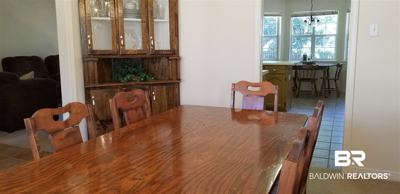 20086 Pecan Trace Fairhope, AL 36532 - Photo 10 of 44 Dining room just off the kitchen