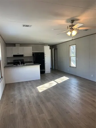 $1,700 | 7699 Peden Road, Azle, TX 76020