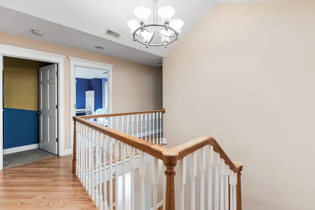 $599,000 | 23W620 Walnut Street, Roselle, IL 60172