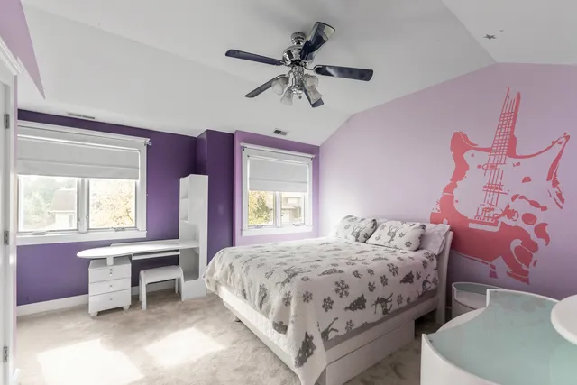 $599,000 | 23W620 Walnut Street, Roselle, IL 60172