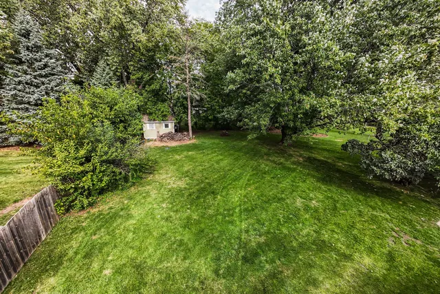 $599,000 | 23W620 Walnut Street, Roselle, IL 60172