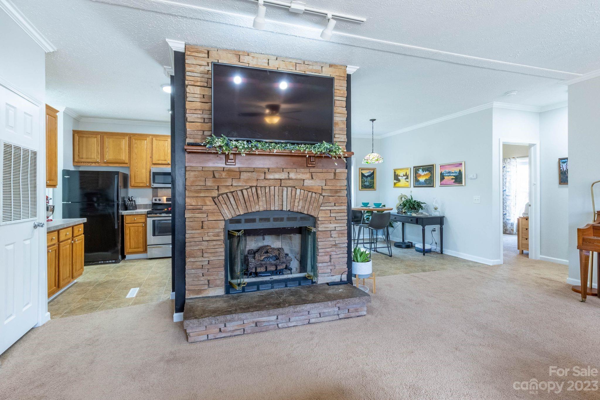 176 Dime Ridge, Unit 4 Sylva, NC 28779 - Photo 8 of 30 Gallery Image 8