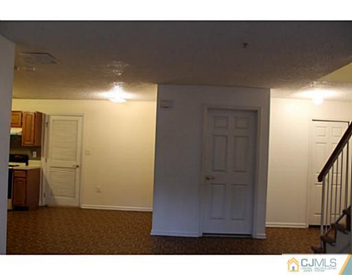 113 Inverness Drive Edison, NJ 08820 - Photo 5 of 16 Gallery Image 5