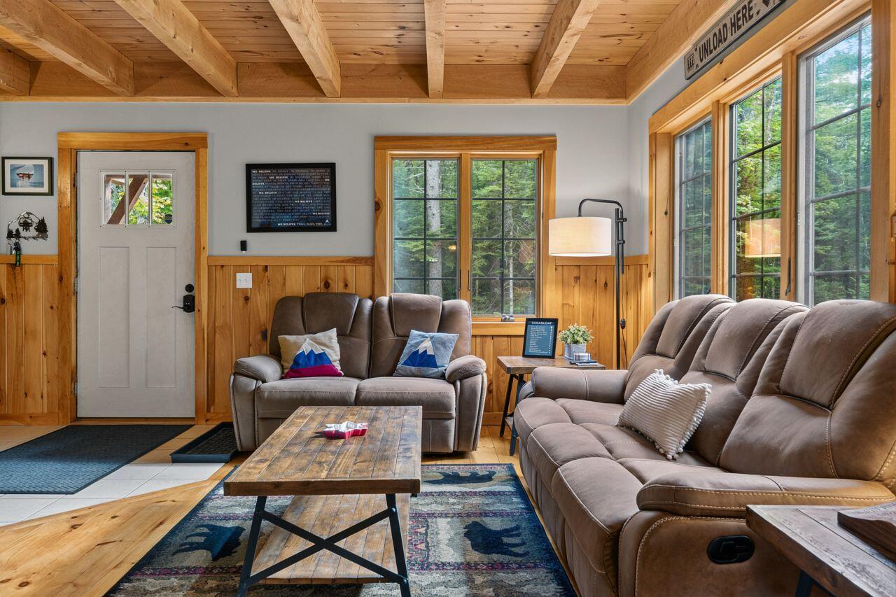 2016 Brook Falls Road Carrabassett Valley, ME 04947 - Photo 7 of 51 Living Room