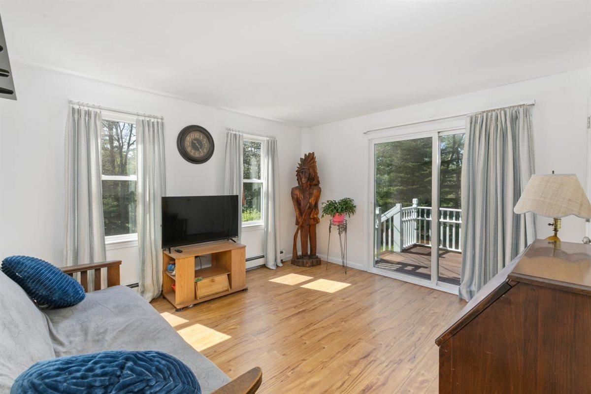 39 Prescott Road Raymond, NH 03077 - Photo 17 of 52 Gallery Image 17