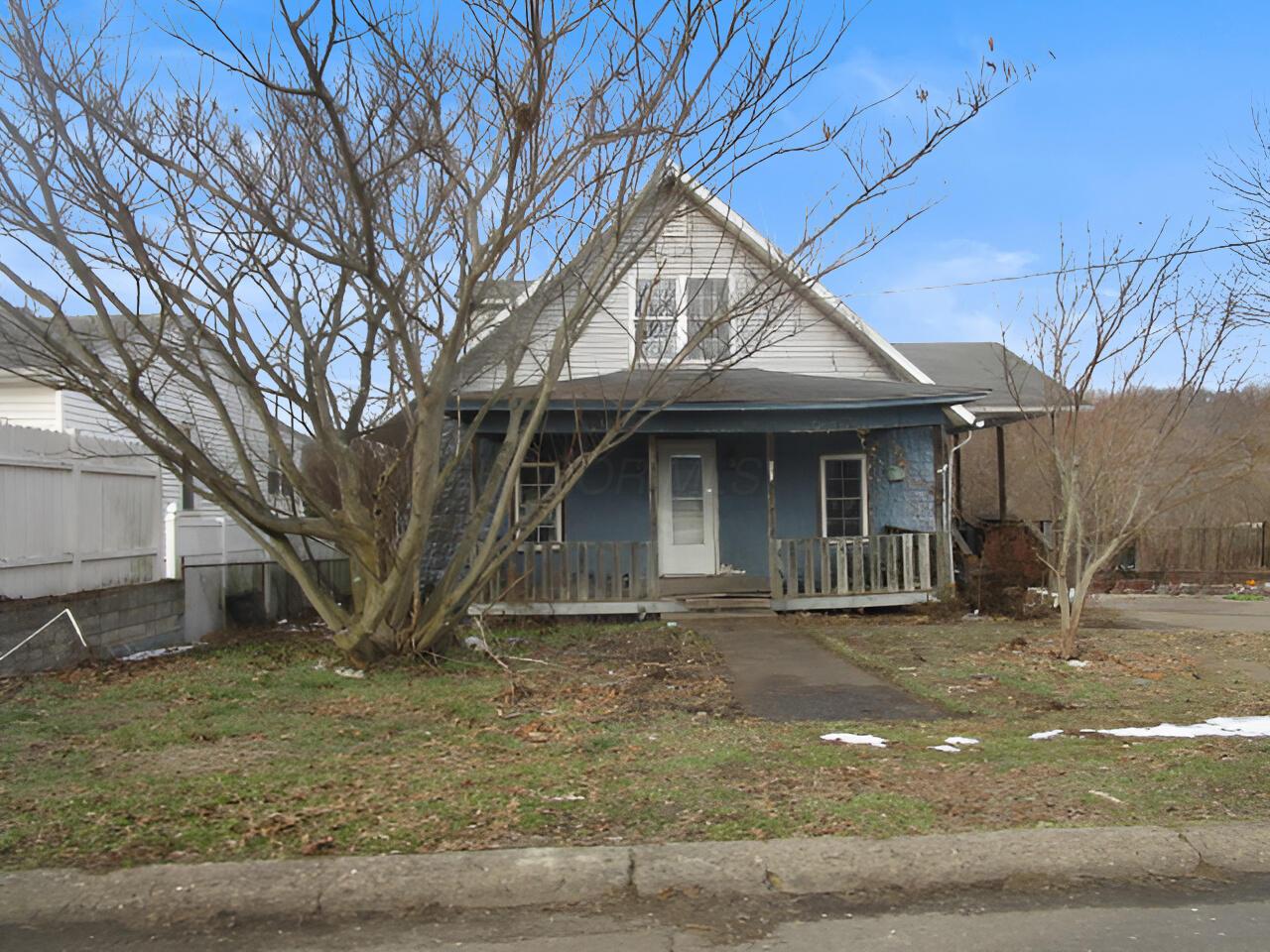 804 Hocking Road Belpre, OH 45714 - Photo 1 of 19 IMG_9288