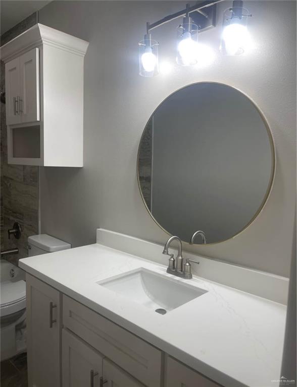 507 East Ricky Crossland Avenue, Unit 3 Elsa, TX 78543 - Photo 10 of 11