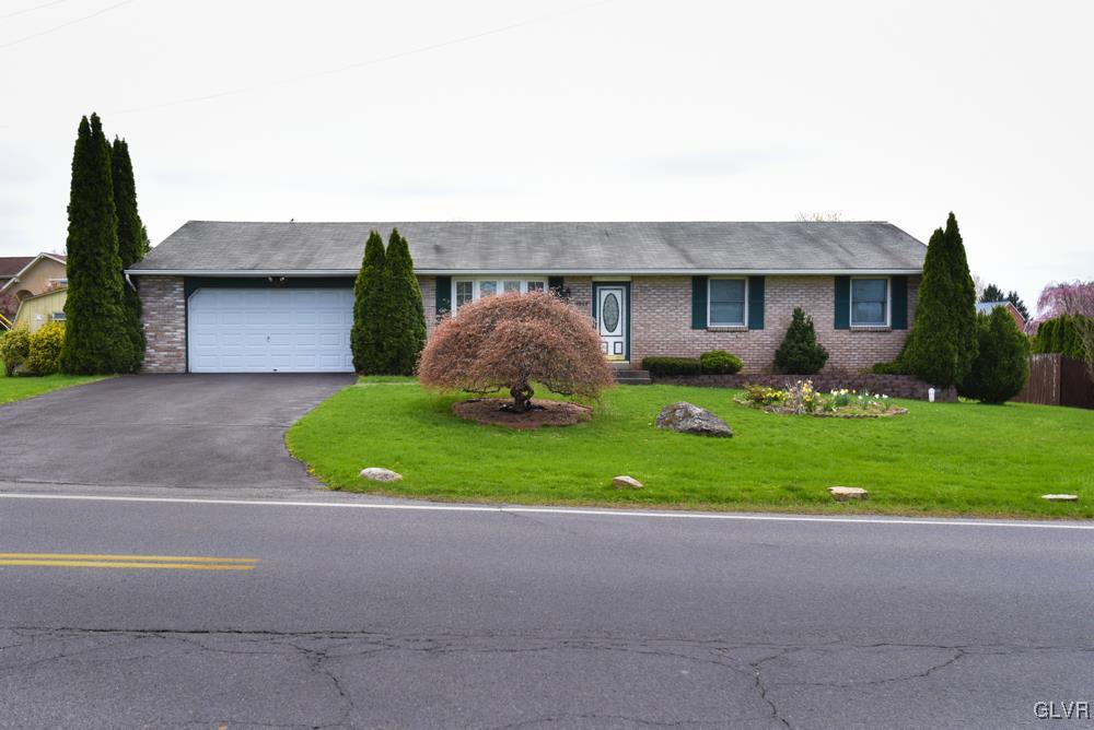 3858 Carter Road Bethlehem, PA 18020 - Photo 1 of 30 Gallery Image 1