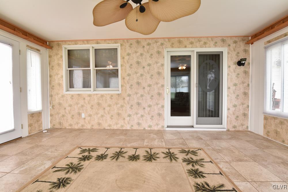 3858 Carter Road Bethlehem, PA 18020 - Photo 17 of 30 Gallery Image 17