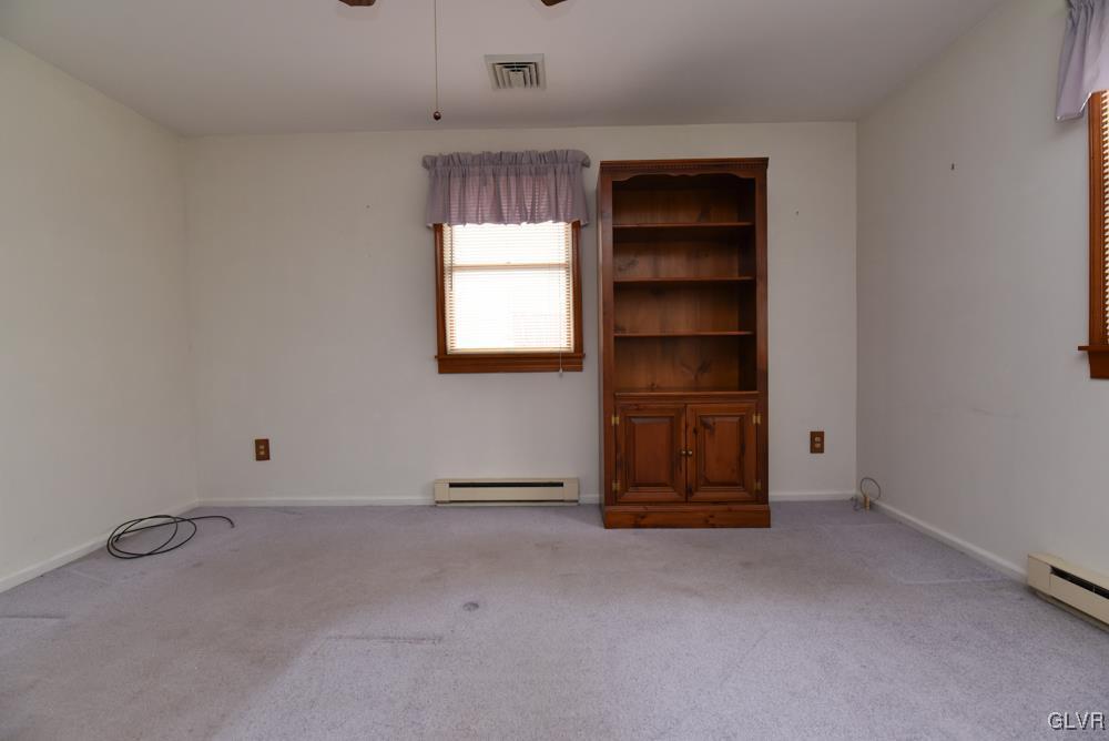 3858 Carter Road Bethlehem, PA 18020 - Photo 21 of 30 Gallery Image 21