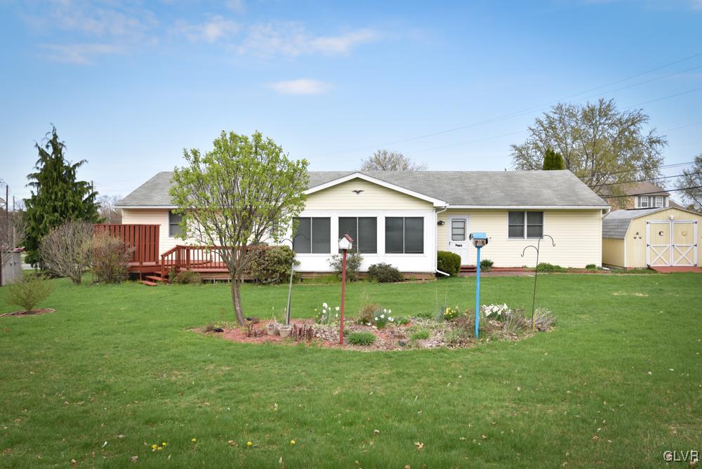 3858 Carter Road Bethlehem, PA 18020 - Photo 3 of 30 Gallery Image 3