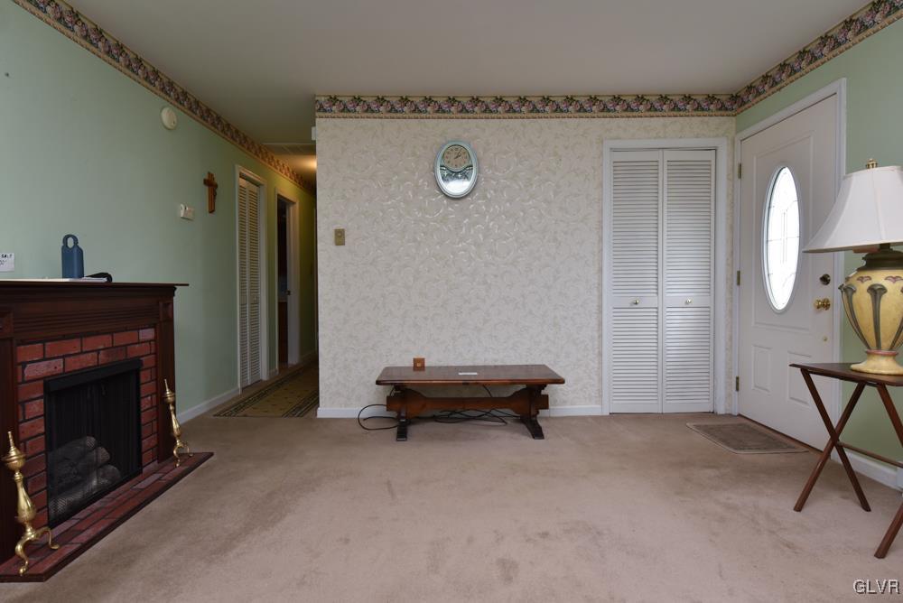 3858 Carter Road Bethlehem, PA 18020 - Photo 9 of 30 Gallery Image 9