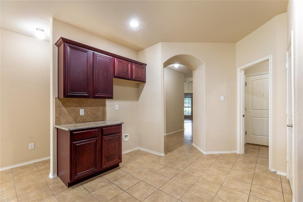 5213 Rustic Ridge Drive McKinney, TX 75071 - Photo 8 of 28
