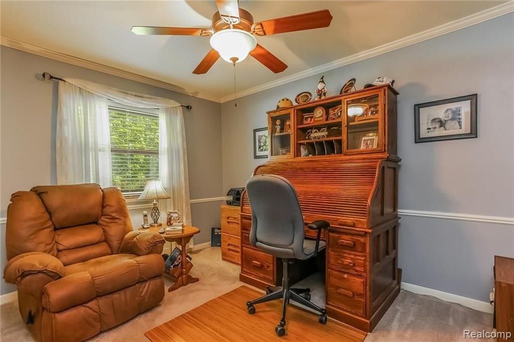 2049 Elkhorn Drive Rochester Hills, MI 48307 - Photo 26 of 34