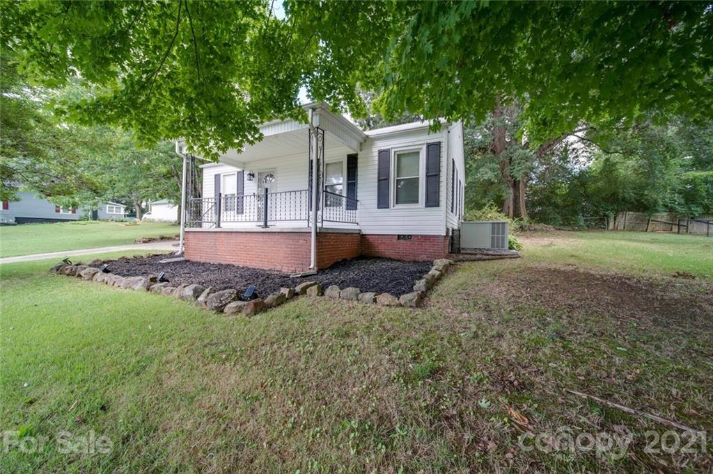 515 Ridge Street Albemarle, NC 28001 - Photo 3 of 29 Gallery Image 3