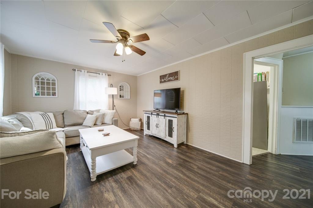 515 Ridge Street Albemarle, NC 28001 - Photo 9 of 29 Gallery Image 9