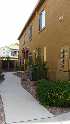 $1,875 | 17365 North Cave Creek Road, Unit 114, Phoenix, AZ 85032